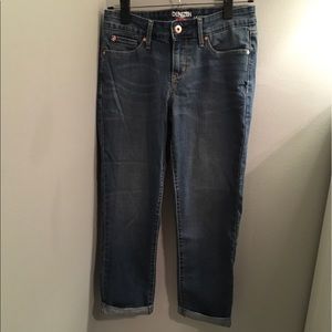 Levi's capris